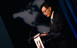 2EnochKim_KoreanStudiesWebpage_250x156 Enoch Kim
