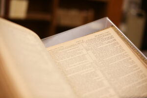 Bible Large