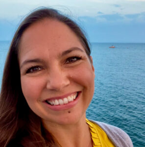 Andrea Canales